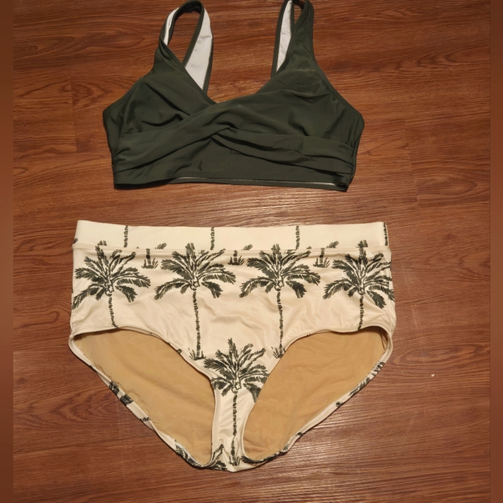 Lane Bryant binki | size 20 | palm tree print | olive green and cream